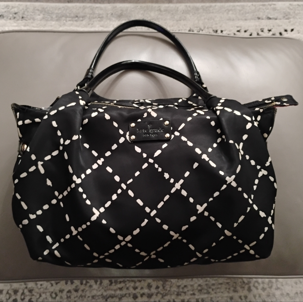 Kate Spade Sew Be It Stevie Lattice Print Shoulder Bag in Black & White - Picture 3 of 16